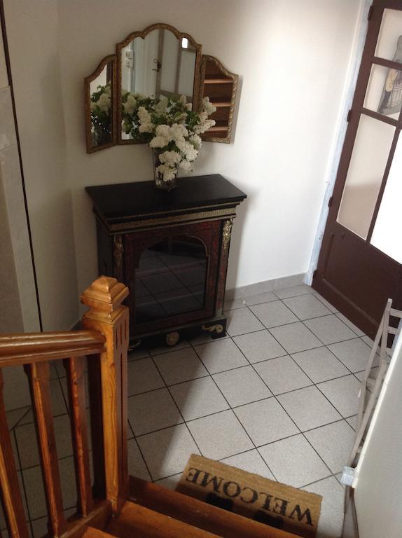 La Maison De Maidara Bed & Breakfast Olby Oda fotoğraf